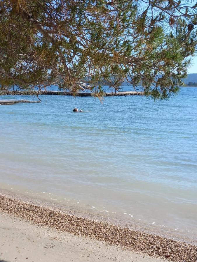 Ena Lägenhet Turanj Exteriör bild